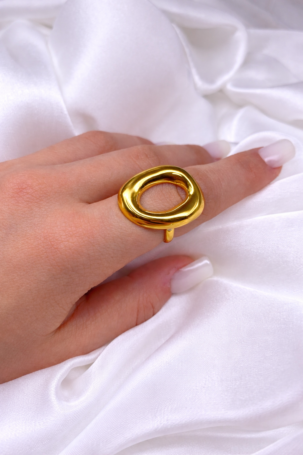 Anello Ovale
