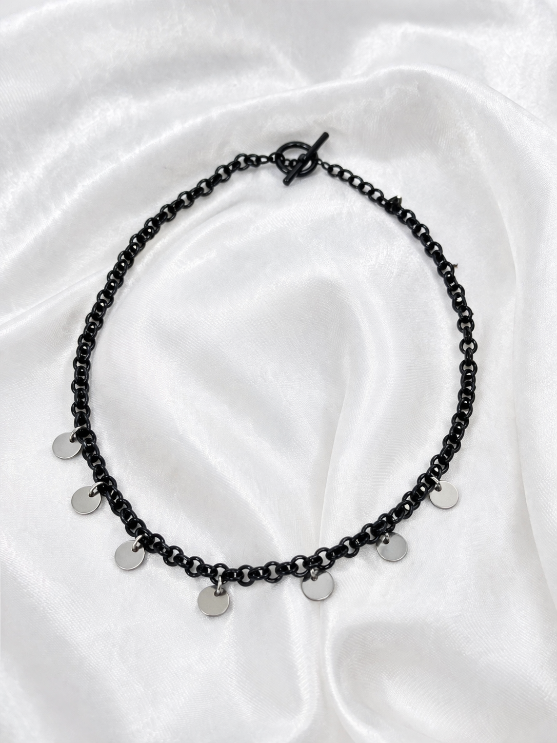 Collana Black Disc
