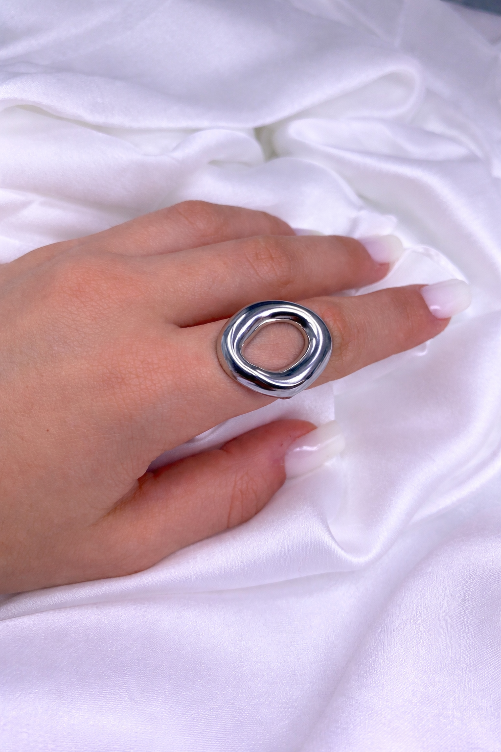 Anello Ovale